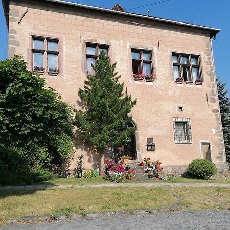 Gothic House Apartments Kremnica Luaran gambar