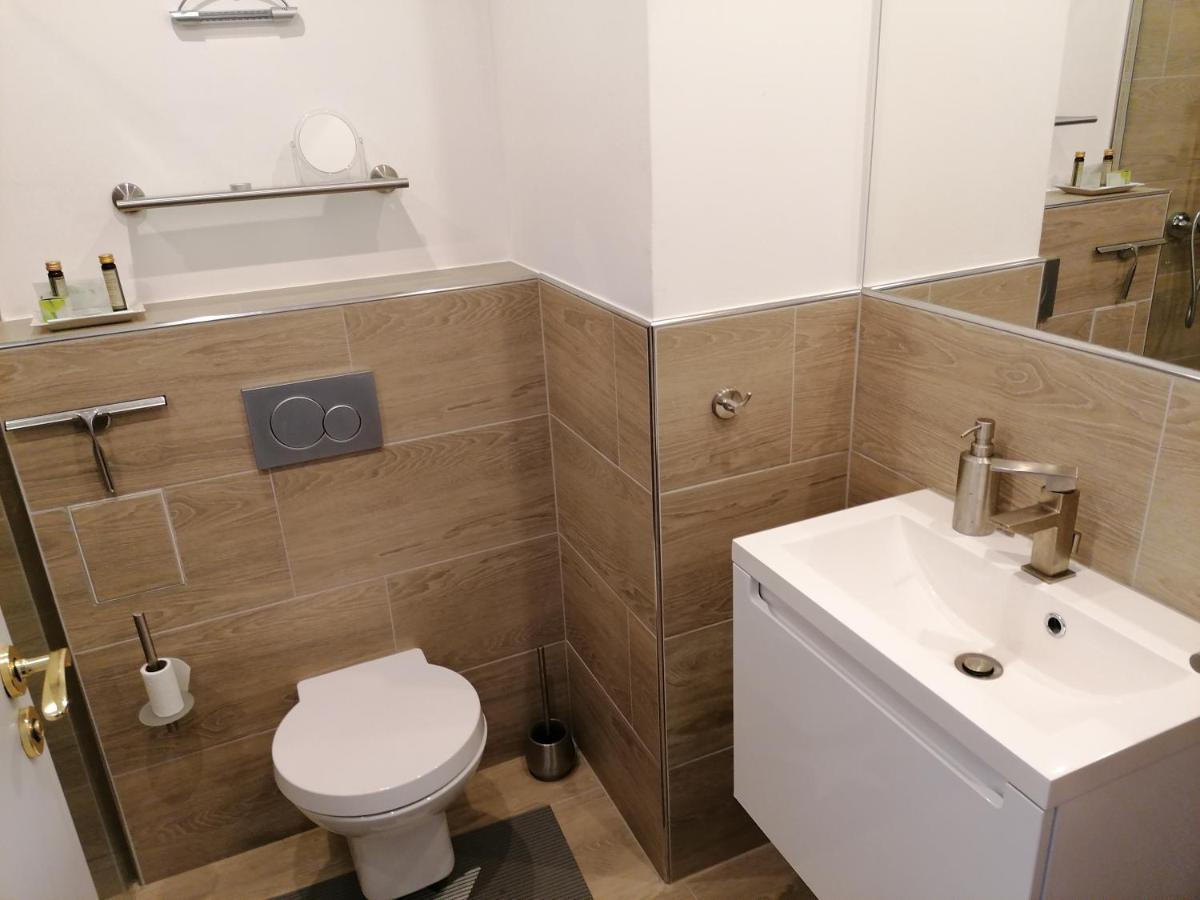 Gothic House Apartments Kremnica Luaran gambar