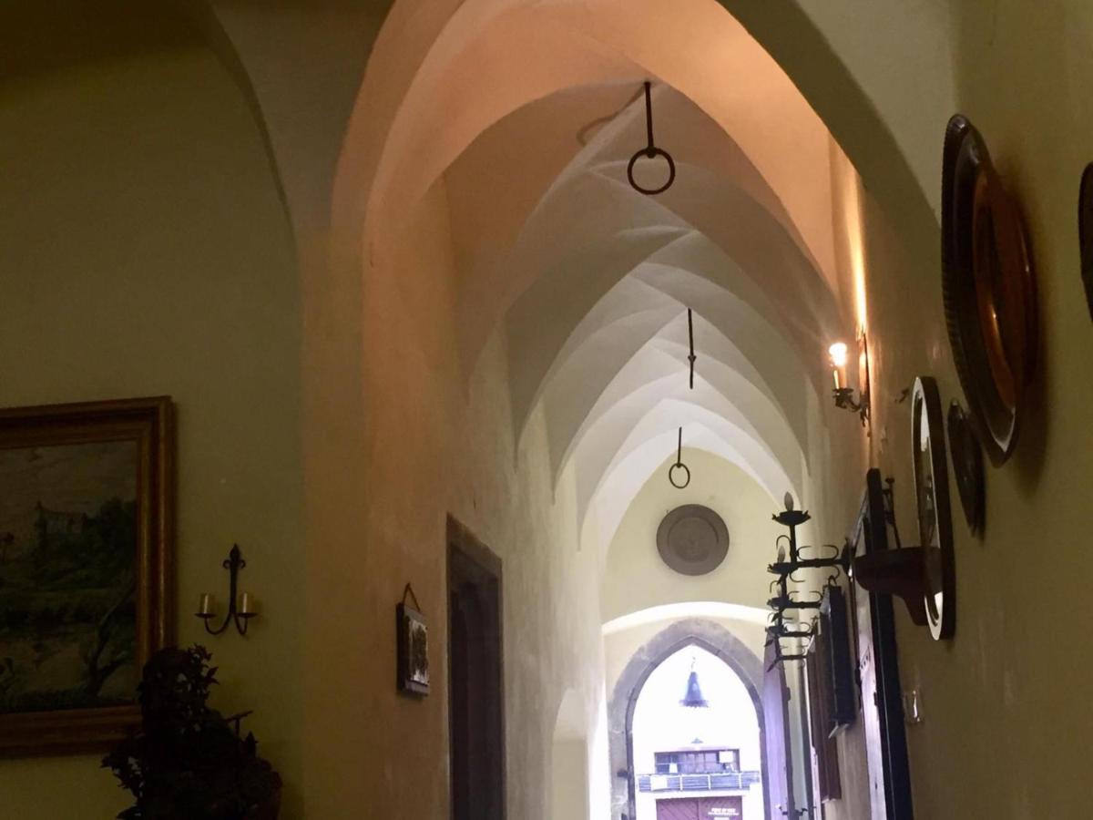 Gothic House Apartments Kremnica Luaran gambar