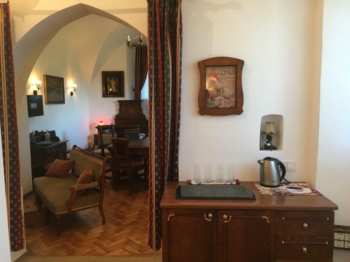 Gothic House Apartments Kremnica Luaran gambar